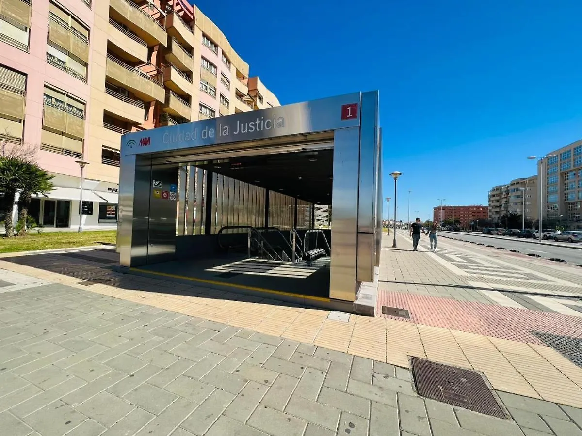 Sky Garden & Seasonal Pool Views By Ele Apartments Malaga